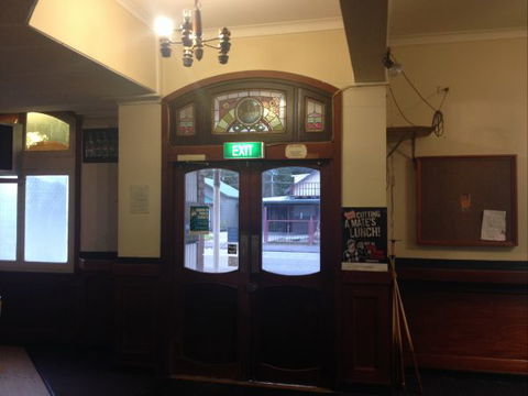 Cecil Hotel Zeehan - Tourism TAS 3