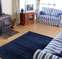 Bush and Bay Cottage - Hobart Tourism