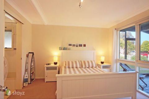 Hayes Beach House - Hobart Tourism 2