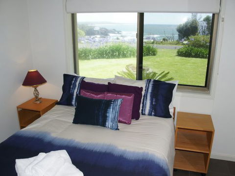 Beach House 204 - Hobart Tourism 6