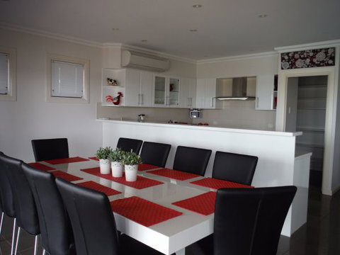 Marina Vista - Tourism TAS 2