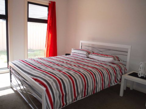 Marina Vista - Tourism TAS 3