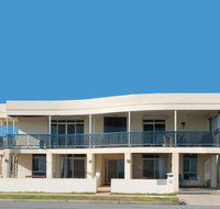 Seaview Sunset Beachfront Apartments - Tourism TAS