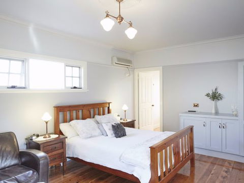 WillOaks B&B - Hobart Tourism 1