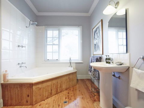 WillOaks B&B - Hobart Tourism 3