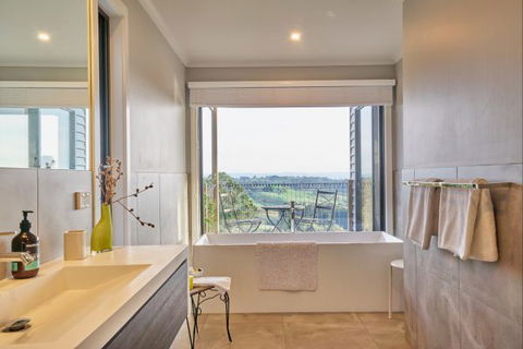 Halcyon Cottage Retreat - Self Contained Accommodation - Tourism TAS 6