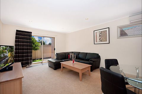 Hamilton Accommodation - Hobart Tourism 2