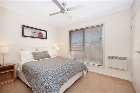 Hamilton Accommodation - Hobart Tourism 6