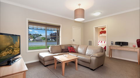 Hamilton Accommodation - Hobart Tourism 10