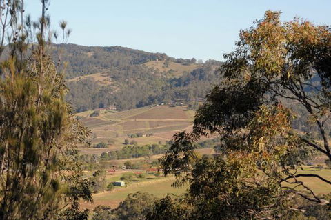 Villa Malbec - Hobart Tourism 9