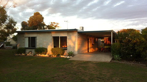 Umall - Tourism TAS 4