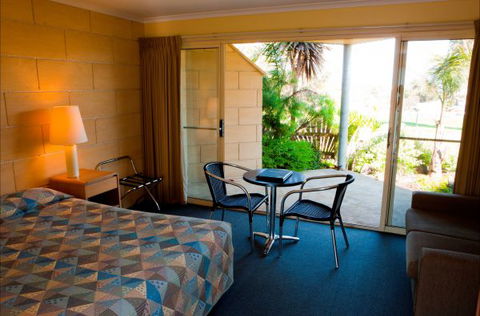 Portside Motel - Tourism TAS 3