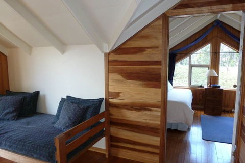 Arties Cottage Accommodation - Tourism TAS 6