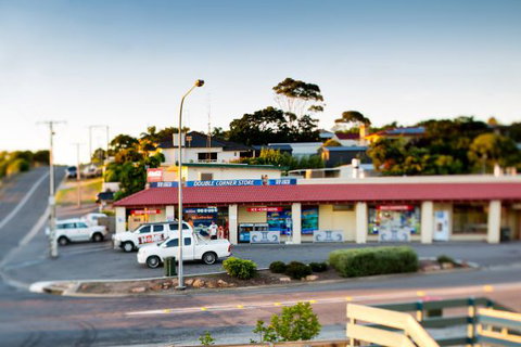 Adventure Backpackers - Tourism TAS 6