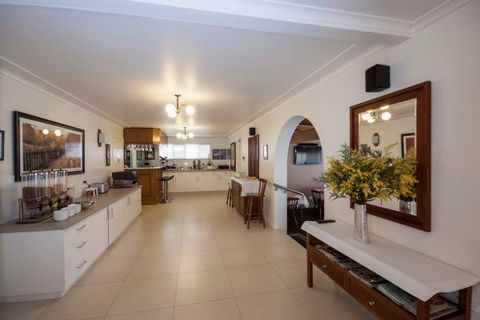 Applegum Inn - Hobart Tourism 2