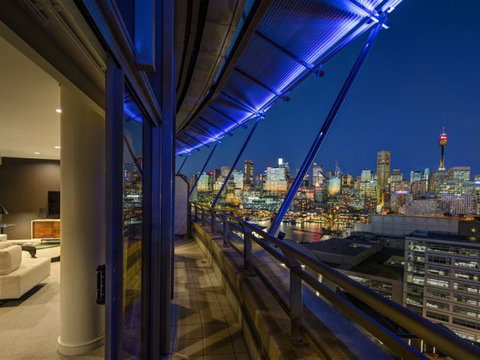 Astral Tower And Residences At The Star - Tourism TAS 8