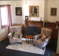 Barrack Street Colonial Cottage
