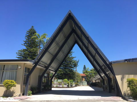 Belmont Palms Motel - Tourism TAS 0