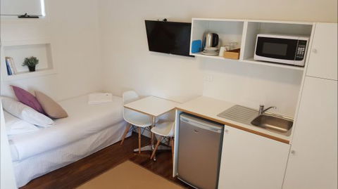 Belmont Palms Motel - Tourism TAS 3