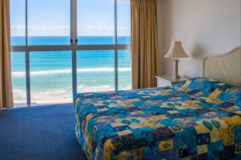 Cashelmara Burleigh Beachfront Apartments - Tourism TAS 2
