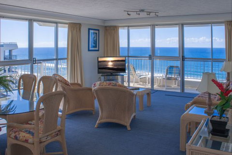 Cashelmara Burleigh Beachfront Apartments - Tourism TAS 4