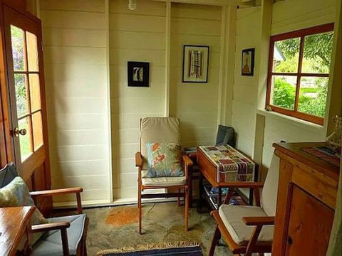 Cameron's Cottage - Hobart Tourism 7