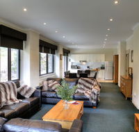 Cedarwood Apartments - Tourism TAS