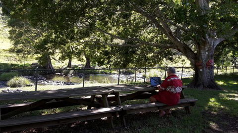 Christmas Creek Cafe` And Cabins - Tourism TAS 1