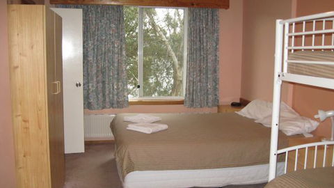 Cool Mountain Lodge - Tourism TAS 8