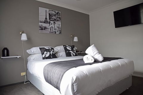 Cole House Apartments - Hobart Tourism 5