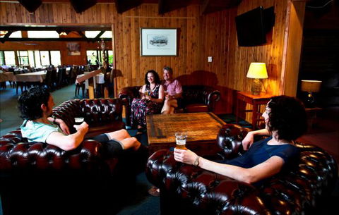Granite Belt Brewery Retreat - Hobart Tourism 7