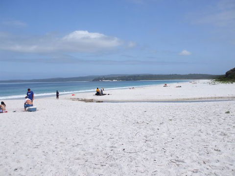Hyams Beach Holiday Apartment - Hobart Tourism 1