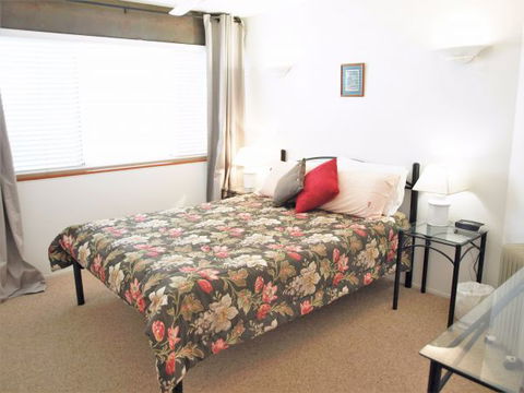 Hyams Beach Holiday Apartment - Hobart Tourism 3