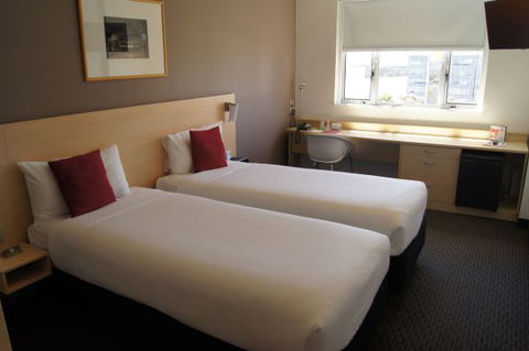Ibis Sydney Olympic Park - Tourism TAS 2