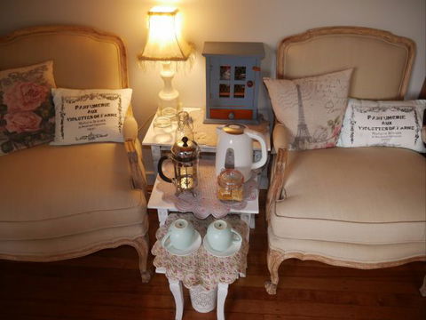 La Perrie Chalet Bed And Breakfast - Tourism TAS 2