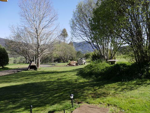 La Perrie Chalet Bed And Breakfast - Tourism TAS 7
