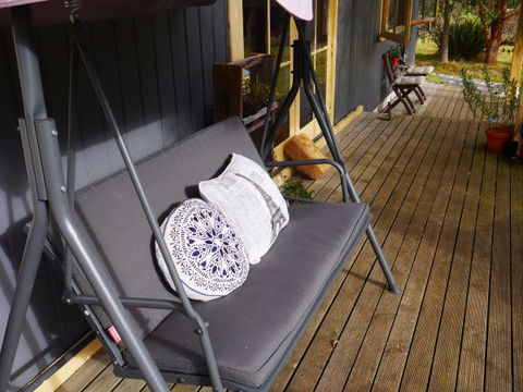 La Perrie Chalet Bed And Breakfast - Tourism TAS 8