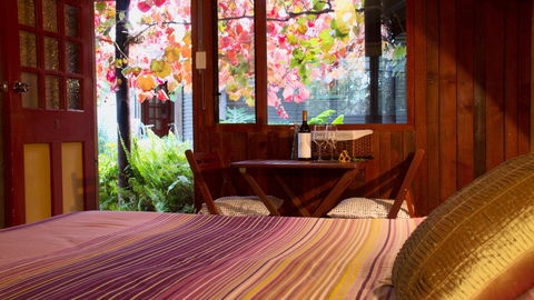 Red Poles Bed And Breakfast - Hobart Tourism 0