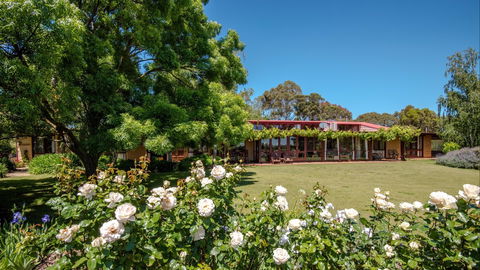 Mulberry Lodge Country Retreat - Hobart Tourism 0