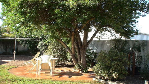 Bev's Retreat Bed And Breakfast - Hobart Tourism 0