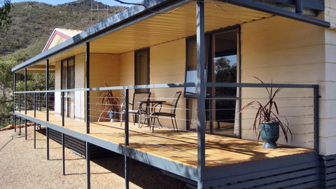 Devil's Peak Bed & Breakfast - Tourism TAS 0