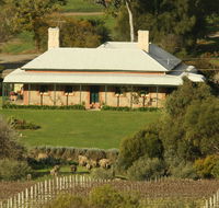 Oliver's White Hill Bed and Breakfast - Hobart Tourism