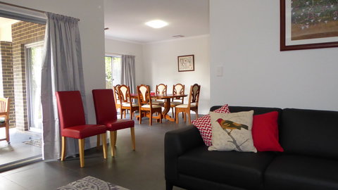 Adelaide Holiday House - Tourism TAS 10