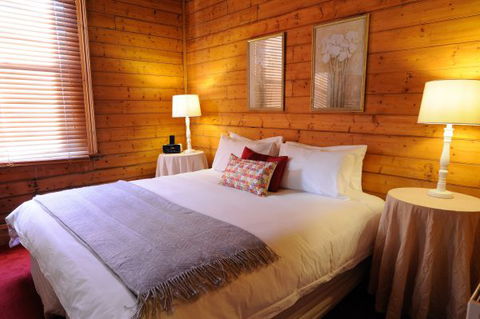 Merrijig Inn - Hobart Tourism 6