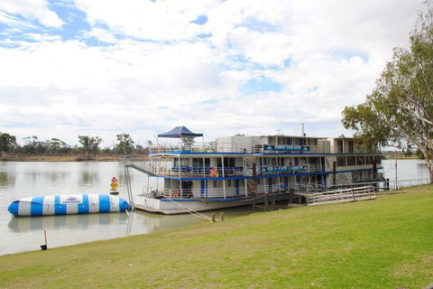 Murray River Queen Backpackers - Hobart Tourism 1
