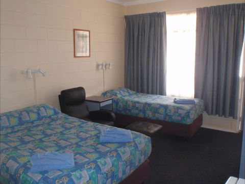 Murray Bridge Central Olympic Motel And Cottages - Hobart Tourism 2