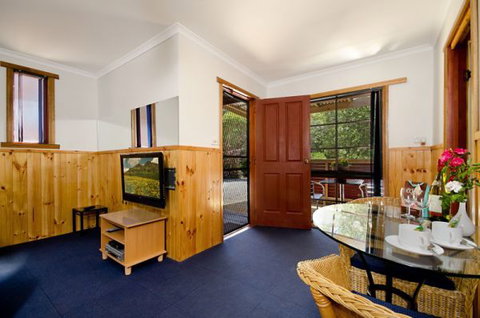 Ocean Grove Cedar Cabins - Tourism TAS 5