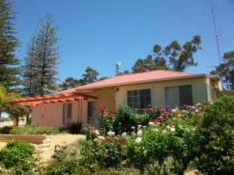 Ohanez Holiday House - Hobart Tourism 0