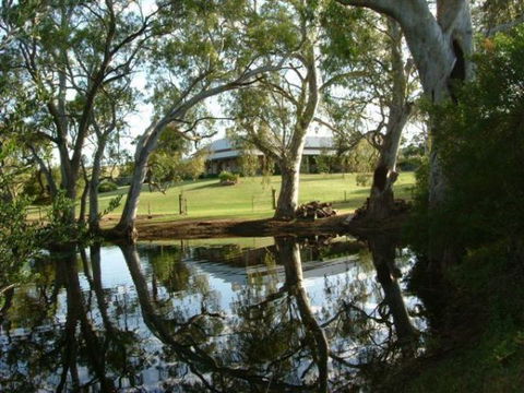 Oliver's White Hill Bed And Breakfast - Hobart Tourism 2