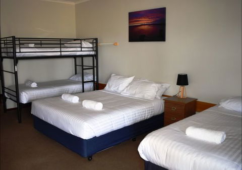 Port Albert Motel - Tourism TAS 6